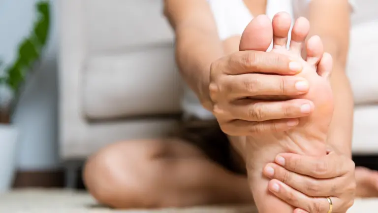 Swimming for Plantar Fasciitis: Benefits and Exercise Guide
